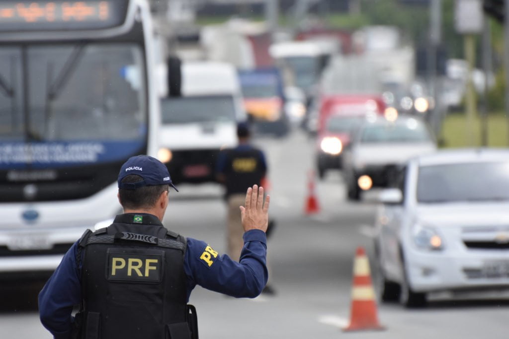 Em 2020, carnaval teve 8% mais mortes nas rodovias federais. RN registrou 30 acidentes 6 PRF PARANÁ