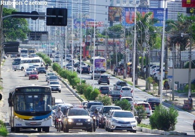 Celular ao volante: chances de acidente aumentam 400% 9 Sem título 14