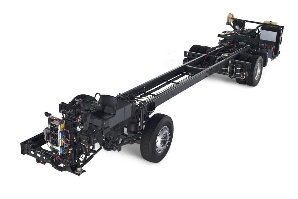 Produção de veículos cai 21% em março com 63 fábricas paradas no País 2 B290R Volvo