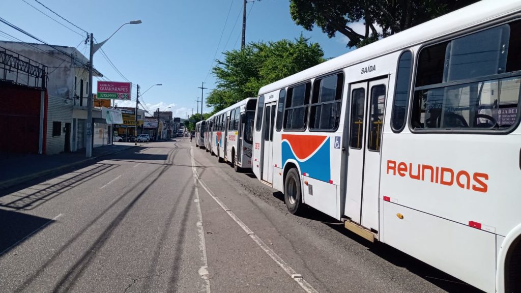 Nova paralisação de rodoviários das empresas Santa Maria e Reunidas na manhã de hoje 7 238852