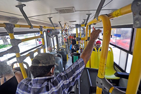 Idosos em Natal estão utilizando mais o transporte público, aponta Seturn 2 Magnus Nascimento Tribuna do Norte