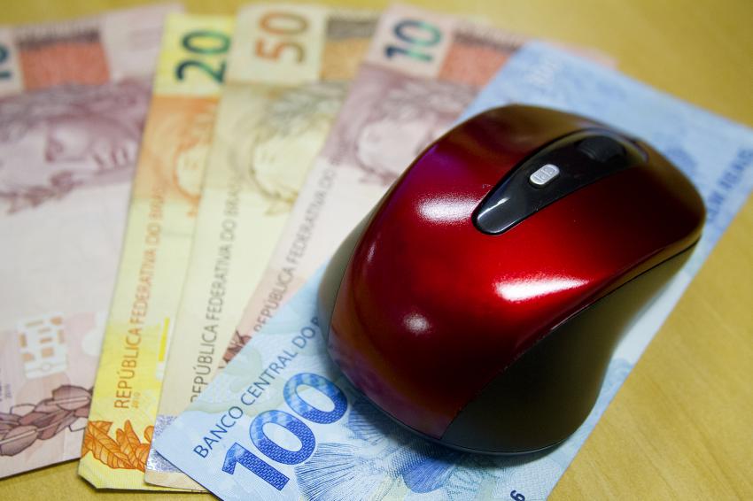 Fiscalização em Goiás flagra sonegação fiscal de R$ 5 milhões por empresa de transporte interestadual de passageiros 2 nfp19 850x566 1