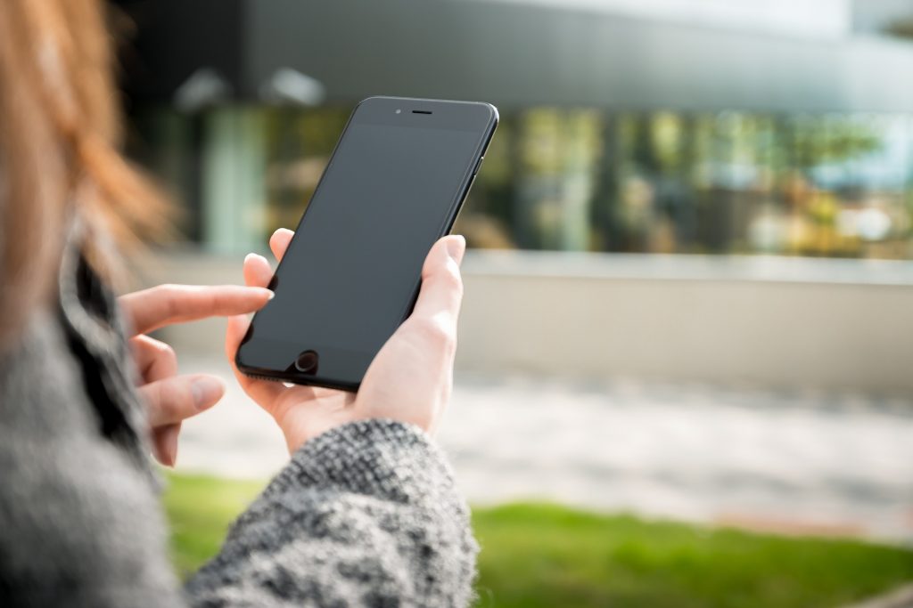Internacional: Praxio acelera crescimento no mercado internacional e chega à Europa 2 smartphone 2212963 1920 Pixabay
