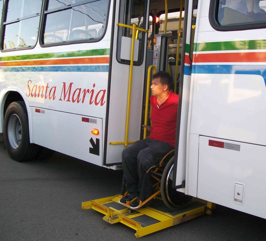 Acessibilidade para todos os usuários de transporte 8 Sans titre 7 1