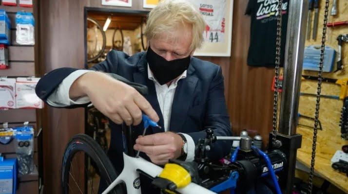 Reino Unido lança subsídio para conserto de bicicletas 3 boris johnson divulga lancamento do vale conserto