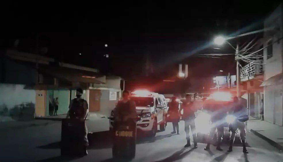 Ônibus é incendiado em Contagem na Grande Belo Horizonte 2 WhatsApp Image 2020 09 26 at 21.23.06