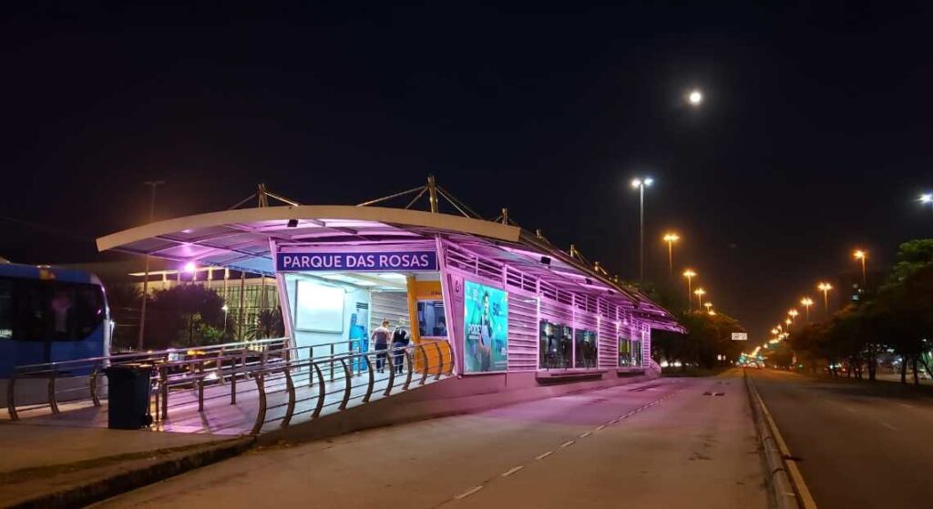 BRT Rio terá iluminação especial para marcar o Outubro Rosa 8 Est. Parque das Rosas