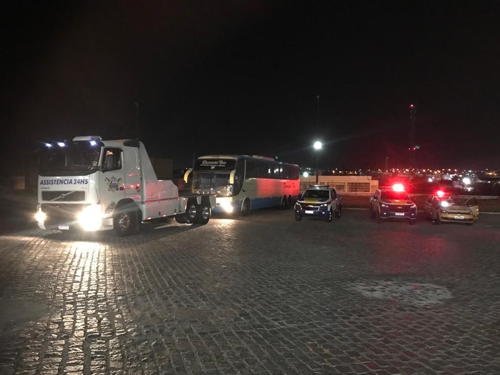 Quatro ônibus são apreendidos em operação da ANTT e PM de Pernambuco contra transporte clandestino 2 capa antt 1