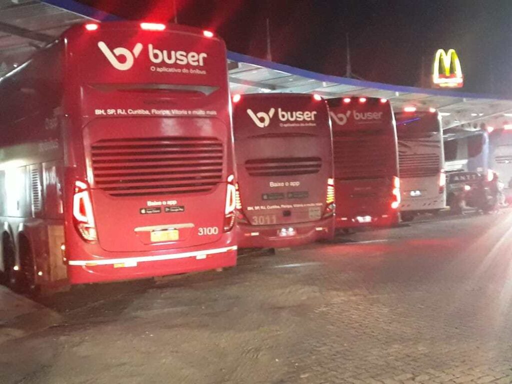 ANTT apreende sete ônibus circulando pela Buser em Operação no Rio de Janeiro 5 itatiaia 03
