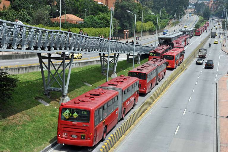 Chile e Colômbia fatiam contratos para reduzir monopólios e melhorar serviço de ônibus 2