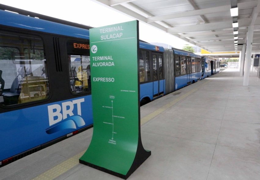 BS Eduardo Paes inaugura terminal Sulacap parte obras BRT 17092016001 850x589 1