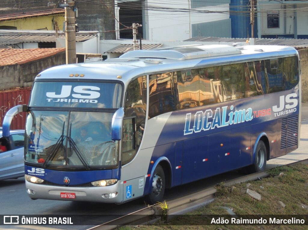 Ônibus que caiu de viaduto em MG já havia sido autuado três vezes por transporte irregular de passageiros 10 JS Turismo OB