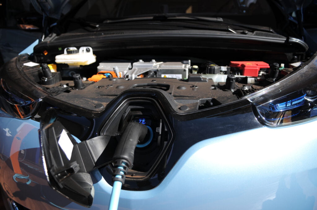 Com avanço de carros elétricos e híbridos, petroleiras correm para fazer combustível verde 2 20140609 0006 Fotos Publicas