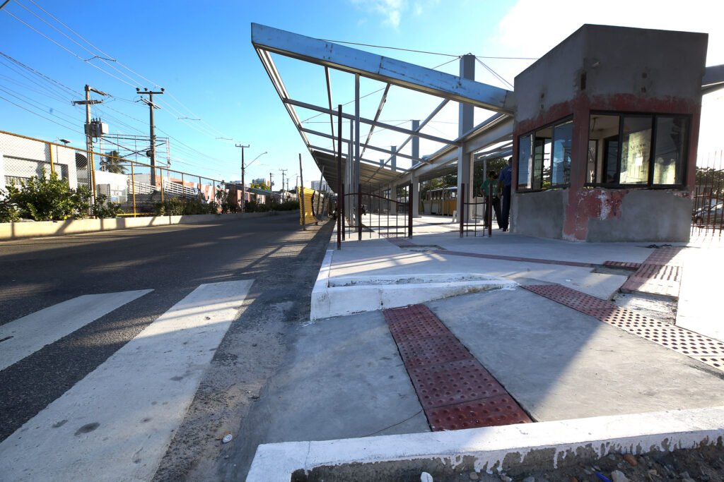 SE: Prefeitura de Aracaju investe em mobilidade urbana e enfrenta gargalos do transporte público 2 terminal atalaia foto andre moreira Prefeitura de Aracaju