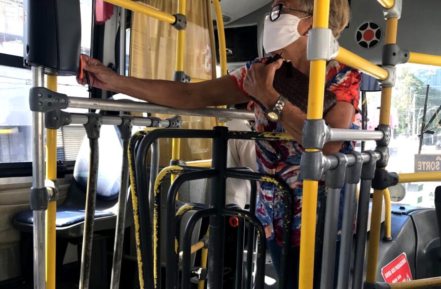 Homem é condenado por falsificar RG para ter gratuidade no transporte público