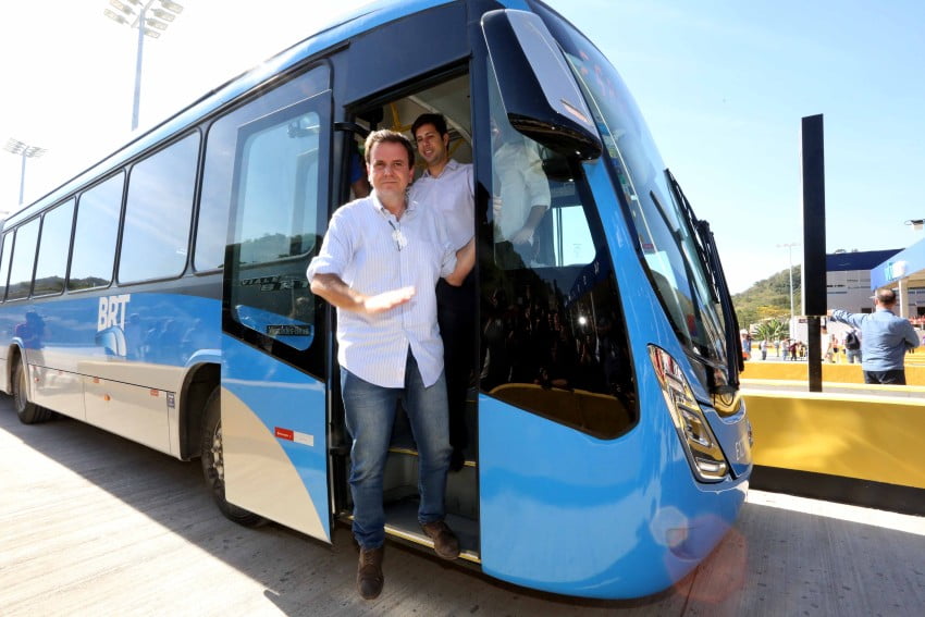 Intervenção no BRT: Paes prevê gastos de R$ 133 milhões para recuperar sistema 9 BS Eduardo Paes apresenta Transolimpica Rio 2016 00207042016 850x567 1