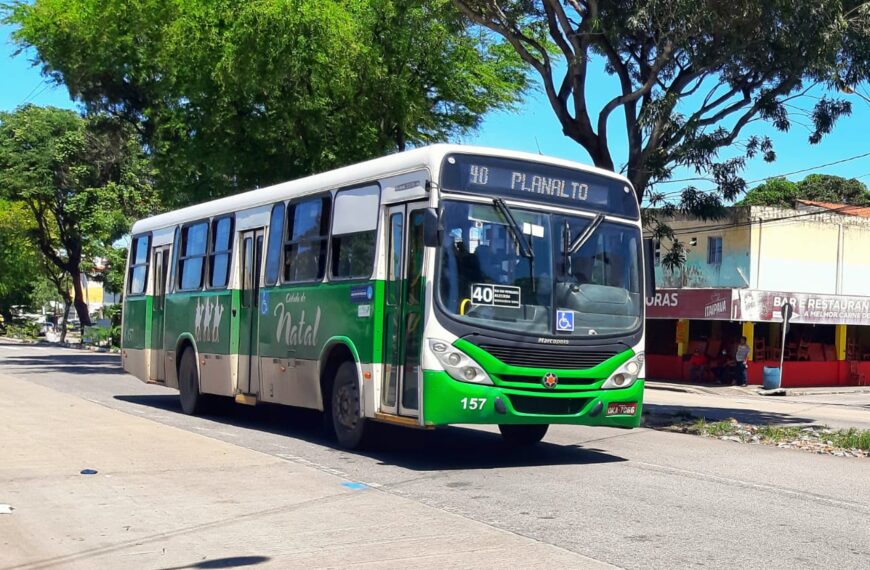 Para evitar lockdowns, Ministério da Saúde quer ação nacional contra aglomeração em transporte público