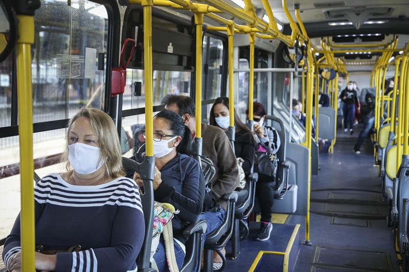 Pessoas com coronavírus são 0,03% dos usuários de ônibus em Curitiba 5 cartao e usado em curitiba como controle da pandemia1