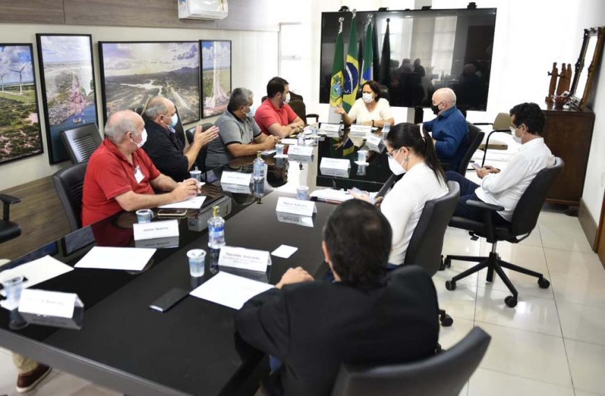 Governadora pede prioridade para restauração de estrada em Jucurutu