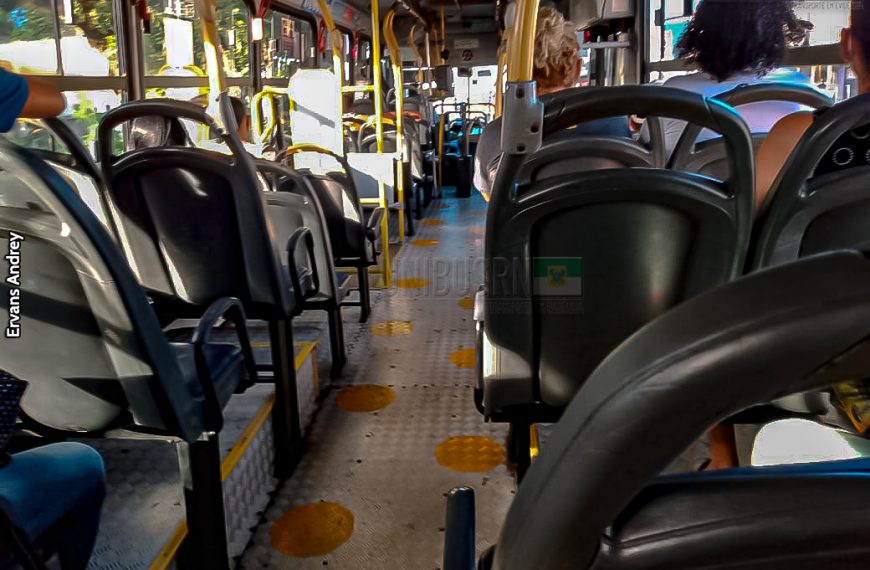 Etiqueta no ônibus: 4 regras que não devem ser quebradas