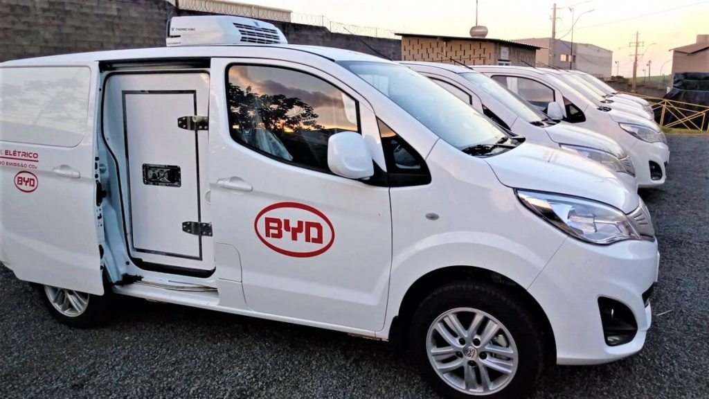 BYD lança seu furgão elétrico refrigerado 8 X noticia 32950