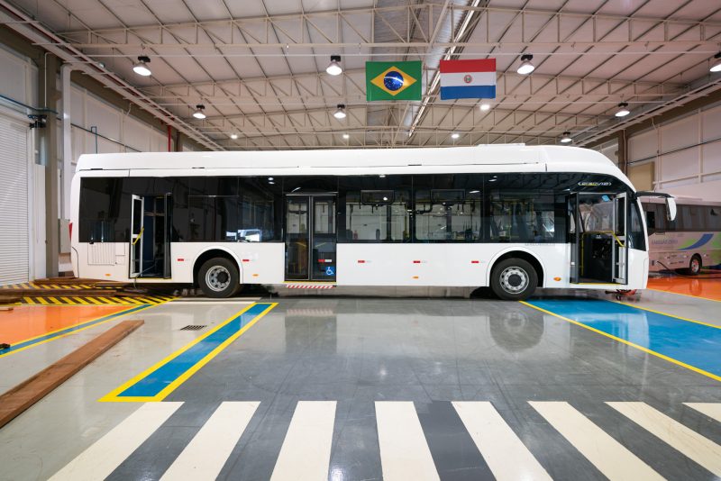 prototipo ja com a carroceria completara testes em itaipu