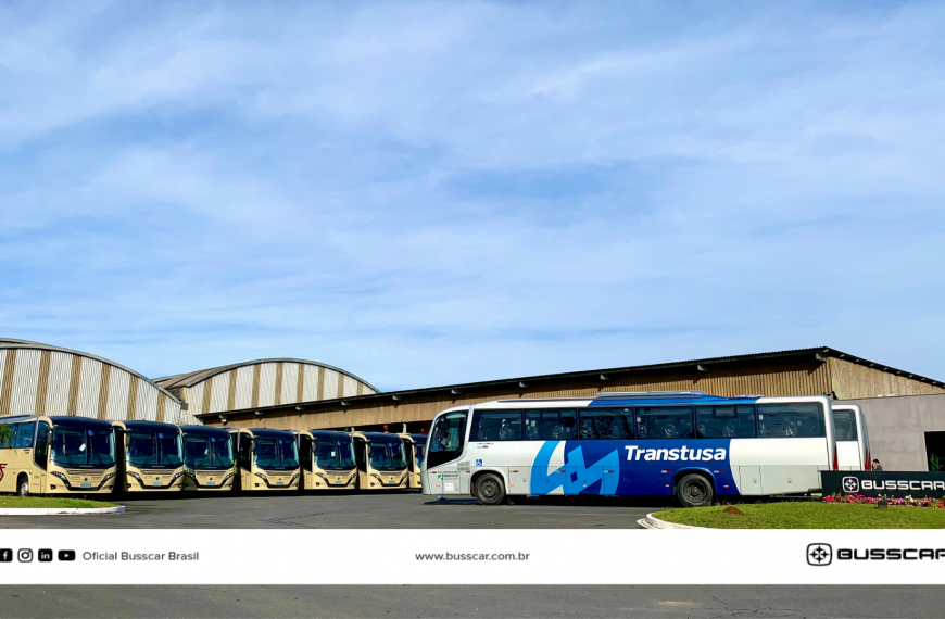 Empresas de Joinville recebem novos ônibus da Busscar