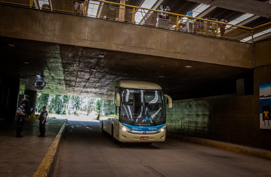 Governo revoga parcialmente licitação do transporte intermunicipal em MT