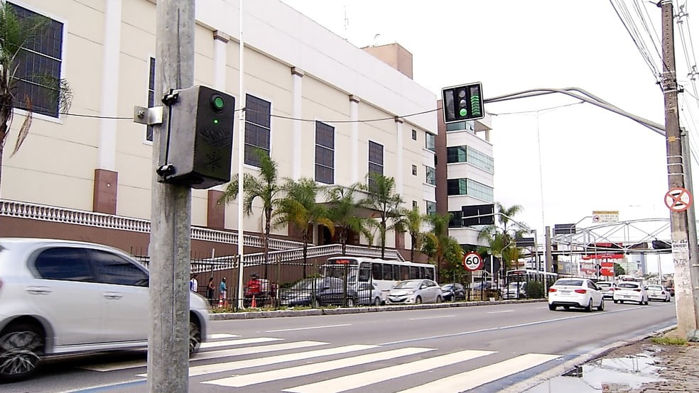 Natal: STTU interdita passarela e instala semáforo provisório na Avenida Salgado Filho 2 para o g1