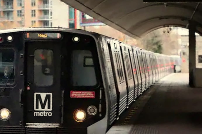 Nos EUA, cidades reduzem e até abolem tarifas 2 trem da linha vermelha em washington