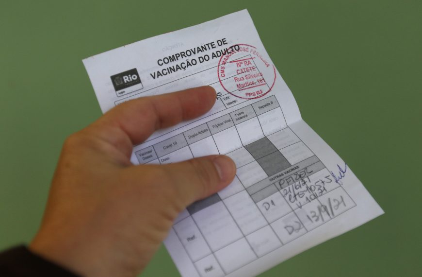 Profissionais do transporte são incluídos no grupo prioritário da vacinação contra a gripe em 2023