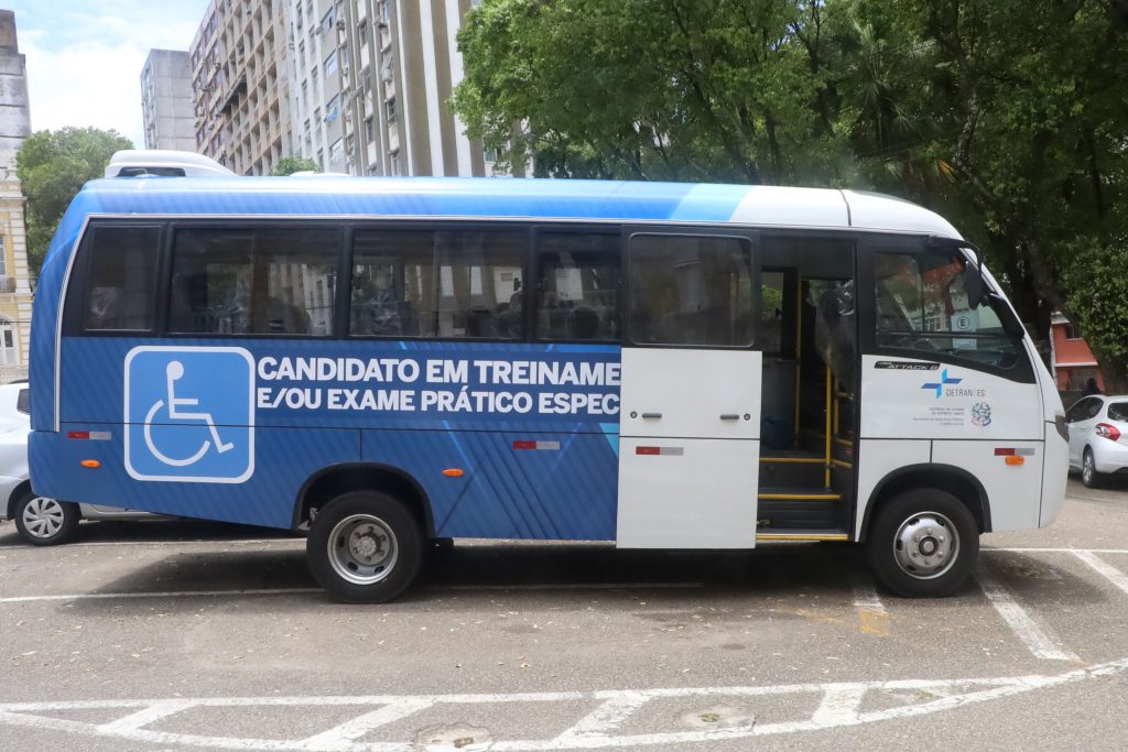 Volare desenvolve micro-ônibus que possibilita a inclusão de pessoas com deficiência no mercado de trabalho 2 26102021 Volare PCDs 2 Secco
