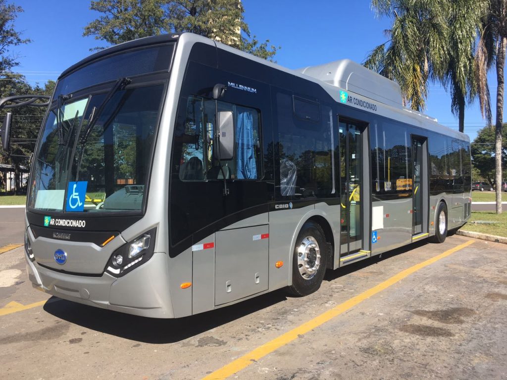 BYD vê Brasil como principal mercado para os ônibus elétricos fora da China 2 d9w byd caio