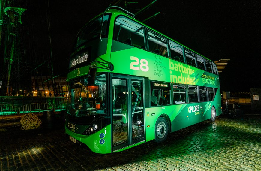 Internacional: Empresa do Reino Unido zera emissão de poluentes com a implantação de ônibus elétricos BYD