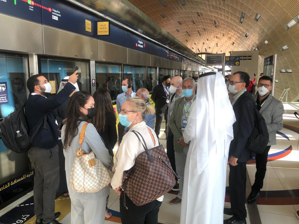 Transportadores brasileiros conhecem, em Dubai, sistemas de transporte público e projetos futuristas 2 Divulgacao CNT 1