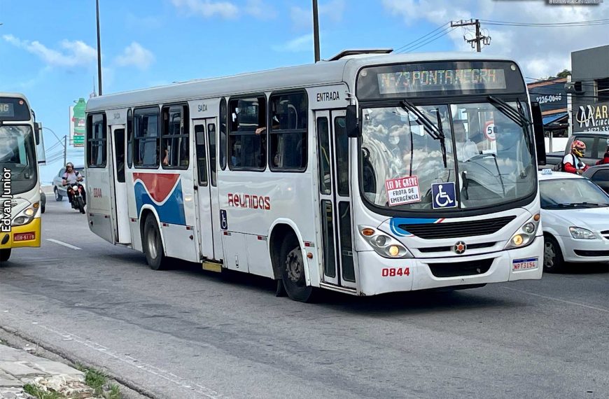 Greve dos rodoviários: Mais ônibus nas ruas marcam terceiro dia de paralisação em Natal