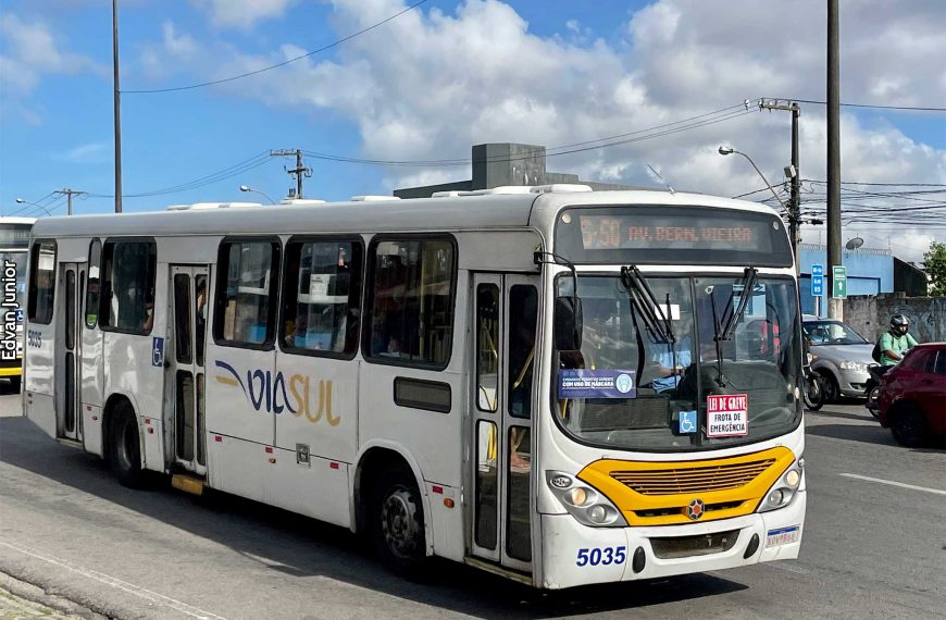 Interdição na Avenida Ayrton Senna para obras de esgoto afeta trânsito e linhas de ônibus em Natal