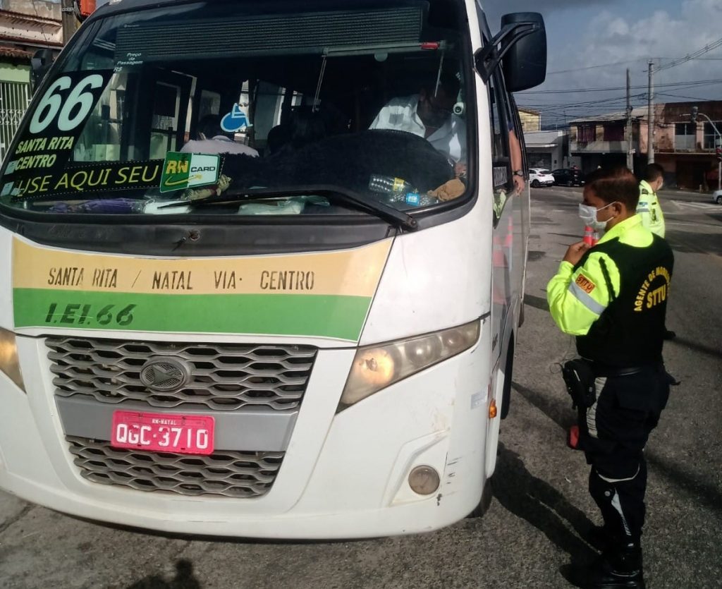Natal: STTU realiza fiscalização para combater o transporte irregular 2 36337 Original PMN