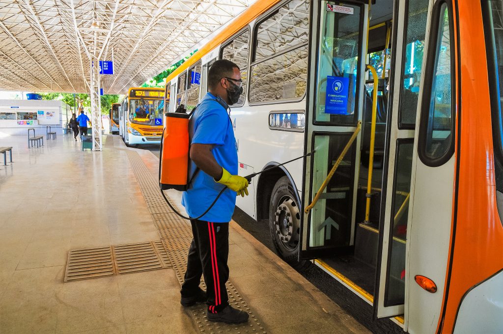 Transporte público é o “vilão” para transmissão da Ômicron, afirma SBCC 2 50116348083 b40a5e3962 k