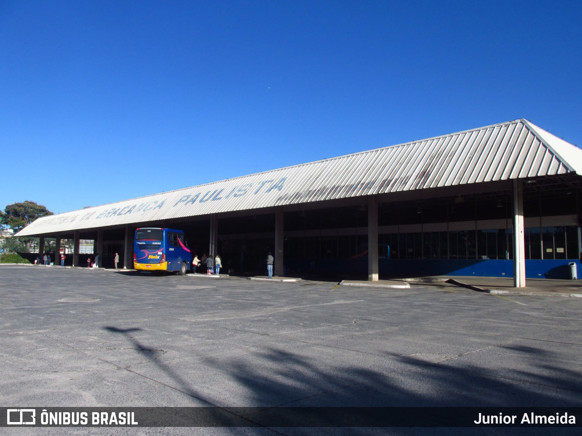 TJ-SP suspende cobrança de taxa de uso de plataforma em rodoviária