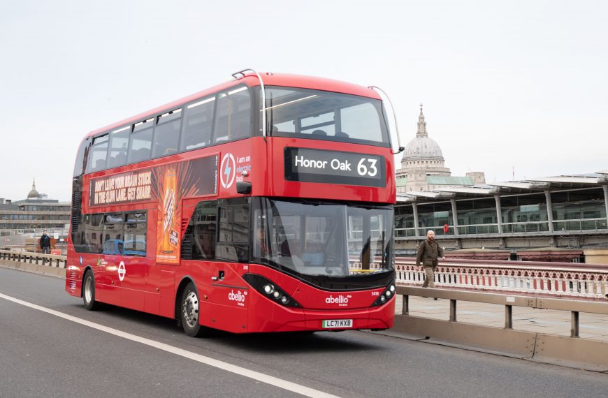 BYD fornece 29 ônibus elétricos de dois andares para a Abellio London, da Inglaterra