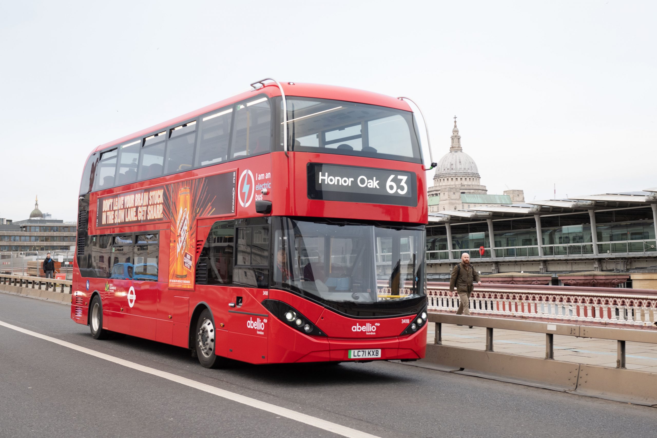 BYD fornece 29 ônibus elétricos de dois andares para a Abellio London, da Inglaterra