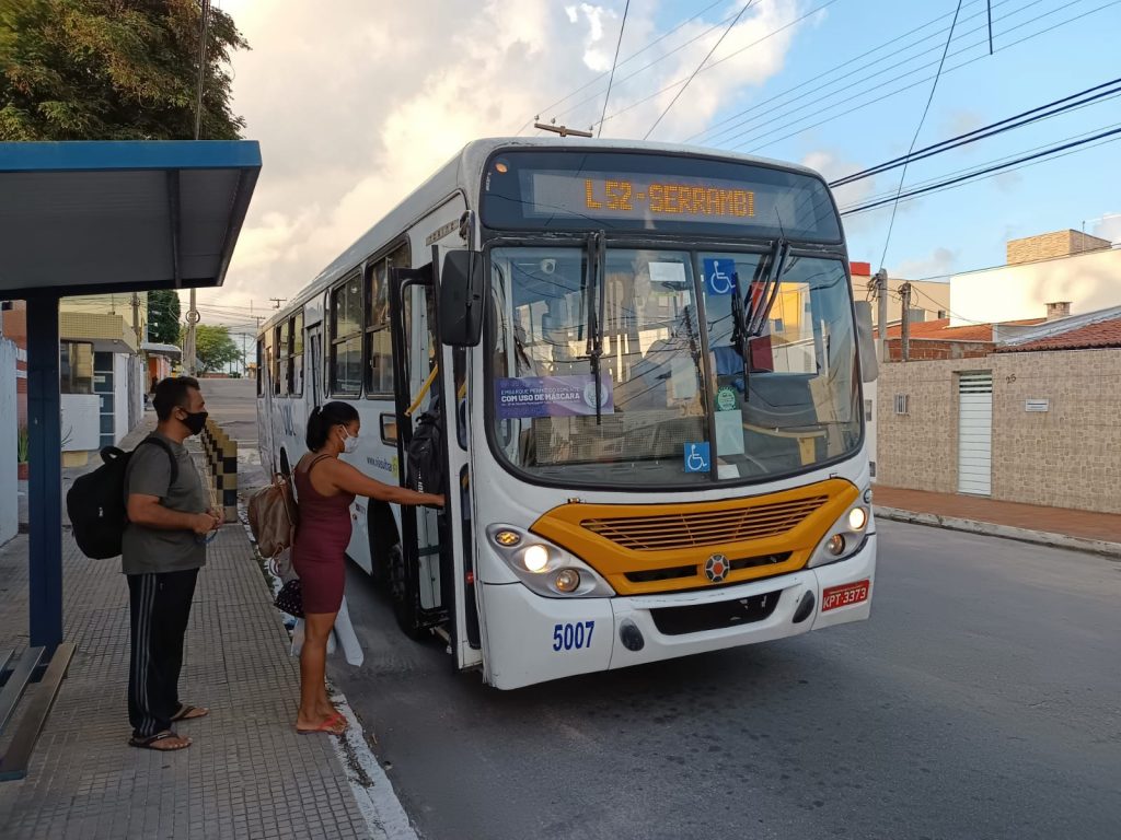 Via Sul afirma que mudanca das linhas L 51 e L 52 foi informada a STTU