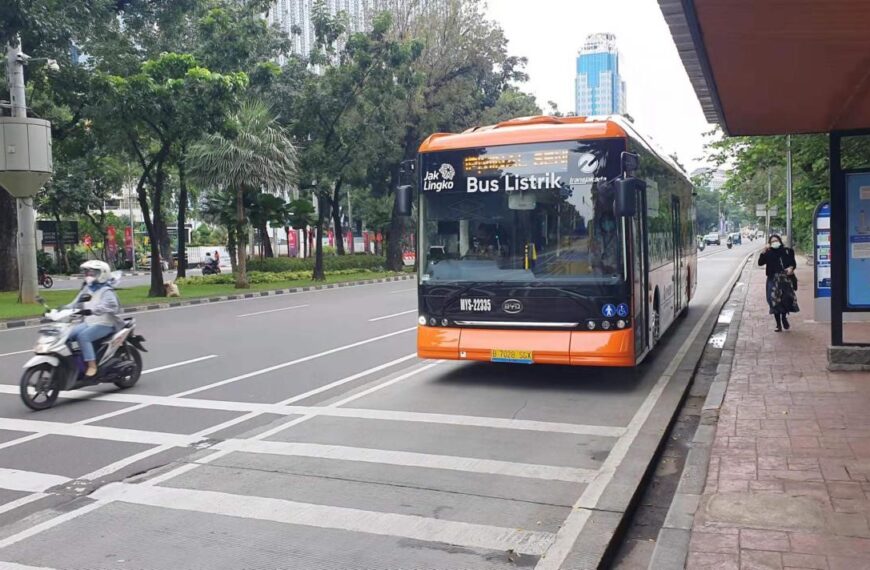 BYD e Bakrie & Brothers Group cooperam com fabricante de carrocerias para iniciar a industrialização de ônibus elétricos na Indonésia