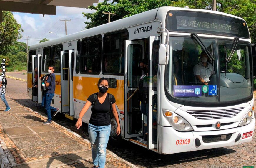 Homem é preso por importunação sexual em ônibus de Natal
