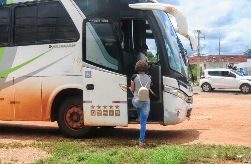 Universitários têm transporte escolar assegurado pela Prefeitura de Mossoró