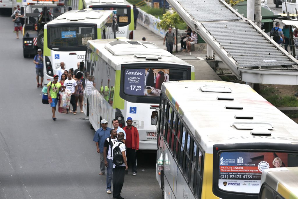 Quase 200 motoristas de ônibus abandonaram a função no Rio de Janeiro em 2023 após atos de violência 2 greve on01