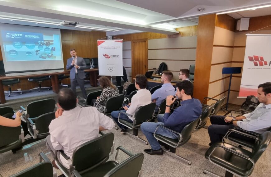 Jovens empresários discutem futuro do transporte de passageiros