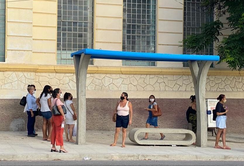 Natal: Prefeitura anuncia instalação de 300 paradas de ônibus