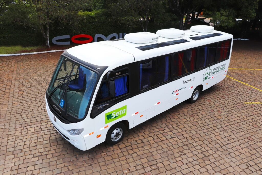 Ônibus brasileiro recebe primeiro ar-condicionado movido a energia solar 2 comil site solar Technibus